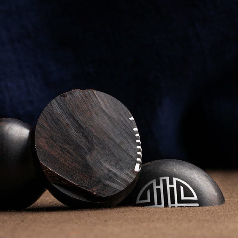 Porte-clés porte-bonheur en ébène tibétain à petites feuilles de gourde en bois de santal rouge