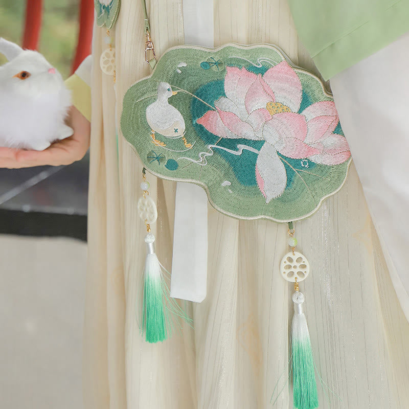 Sac à bandoulière avec broderie de Buddha Stones et de Lotus, poisson Koi, lapin, fleur, Hanfu - Lotus d'été - image 0