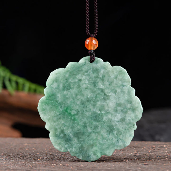 Collier pendentif en jade à motif de lotus Buddha Stones et porte-bonheur