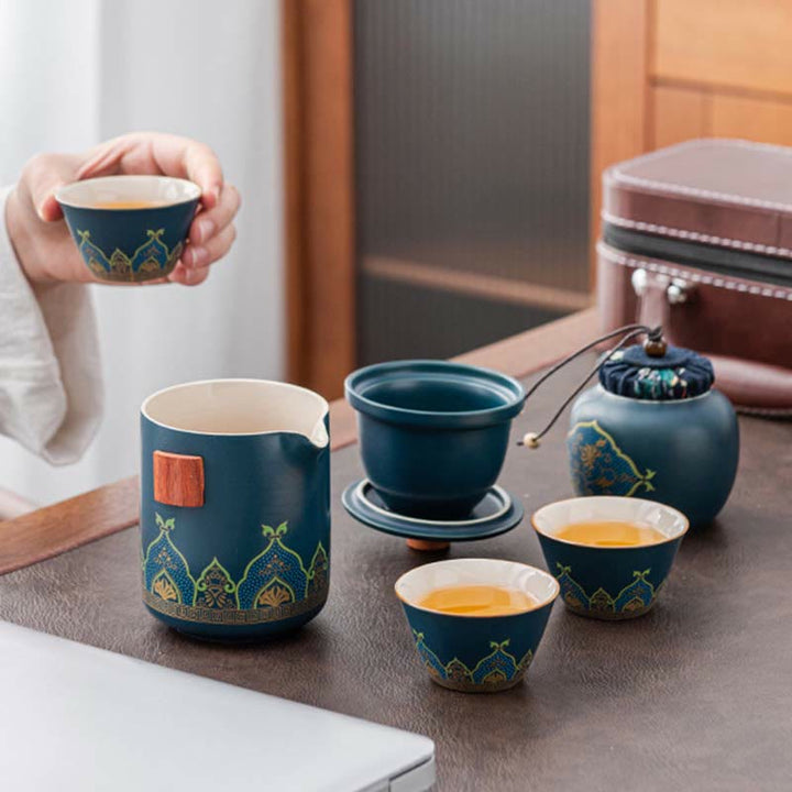 Théière chinoise Gongfu en céramique avec Buddha Stones