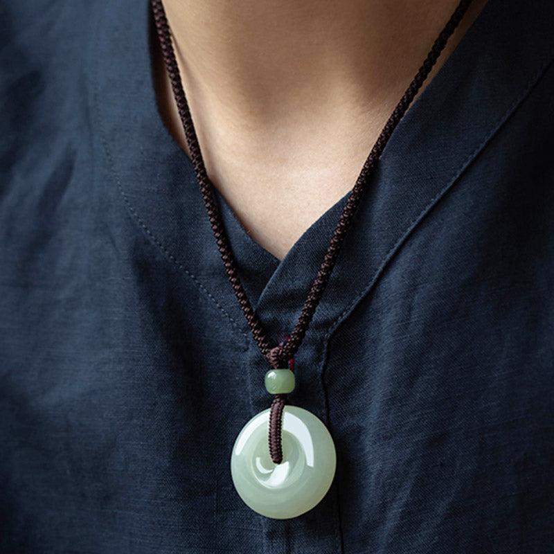 Collier pendentif en jade rond naturel Buddha Stones, boucle de paix, chance, prospérité