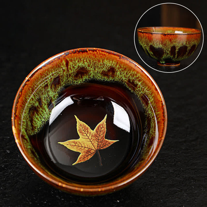 Tasse à thé en céramique colorée avec Buddha Stones et feuille d'érable
