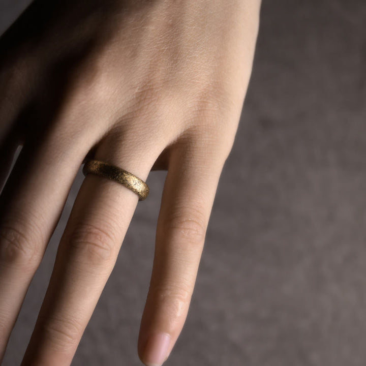 Bague de couple porte-bonheur en cuivre au design texturé vintage tibétain