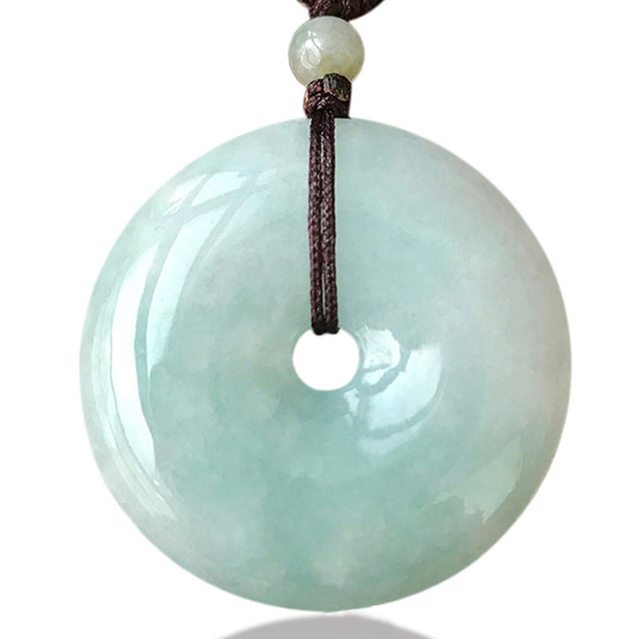 Collier pendentif porte-bonheur en jade rond avec Buddha Stones