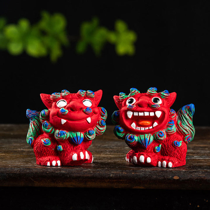 Buddha Stones Petite paire de chiens Fu Foo Lion Conjurer le mal Protection Décoration en résine pour la maison