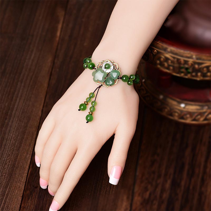 Bracelet porte-bonheur en jade vert naturel Buddha Stones et fleur pendante