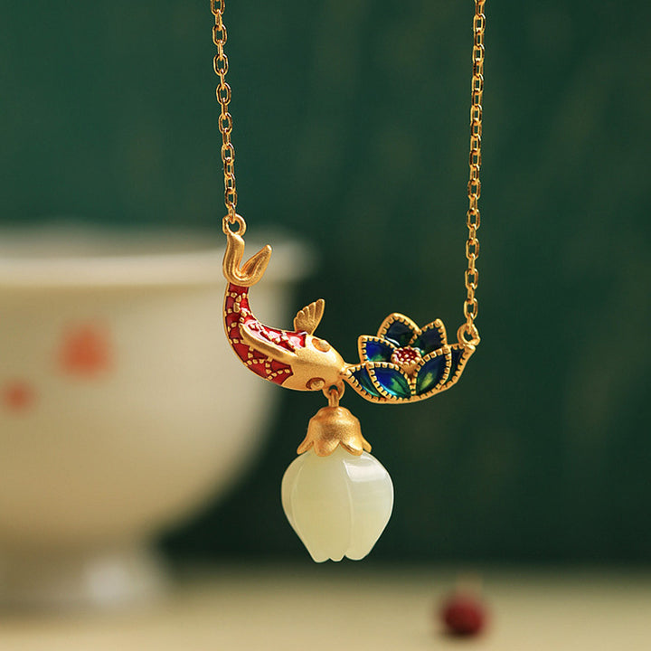 Collier pendentif protection lotus poisson koi en argent sterling 925 et jade blanc Buddha Stones - Jade Blanc (Protection ♥ Bonheur) - image 1