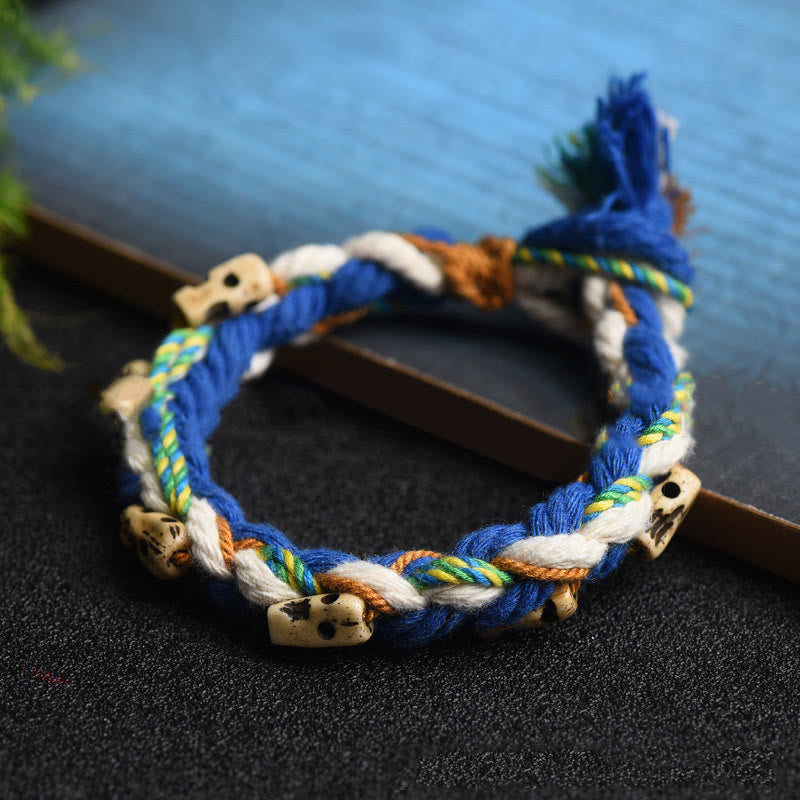 Bracelet porte-bonheur fait main en perles gravées de Buddha Stones Zakiram, déesse tibétaine de la richesse