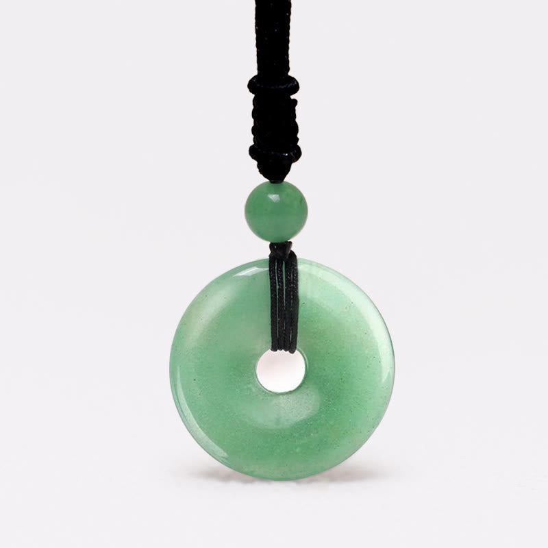 Collier avec pendentif porte-bonheur en Buddha Stones précieuses en cristal de guérison