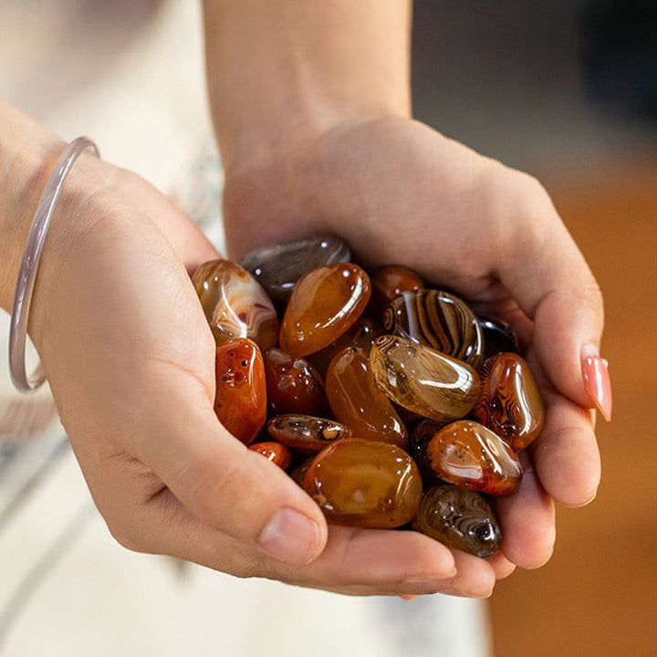 Porte-clés positif en pierre de sardonyx aléatoire Buddha Stones