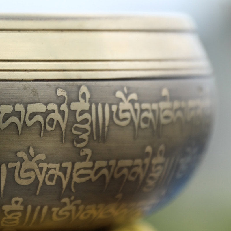Bol chantant tibétain Buddha Stones fabriqué à la main pour la concentration et la méditation Ensemble de bols chantants paisibles et joyeux - image 8
