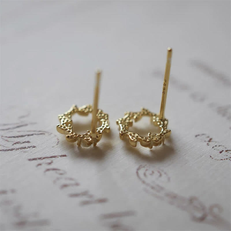 Buddha Stones et métal cuivré en forme de couronne minuscule avec fleurs de bénédiction