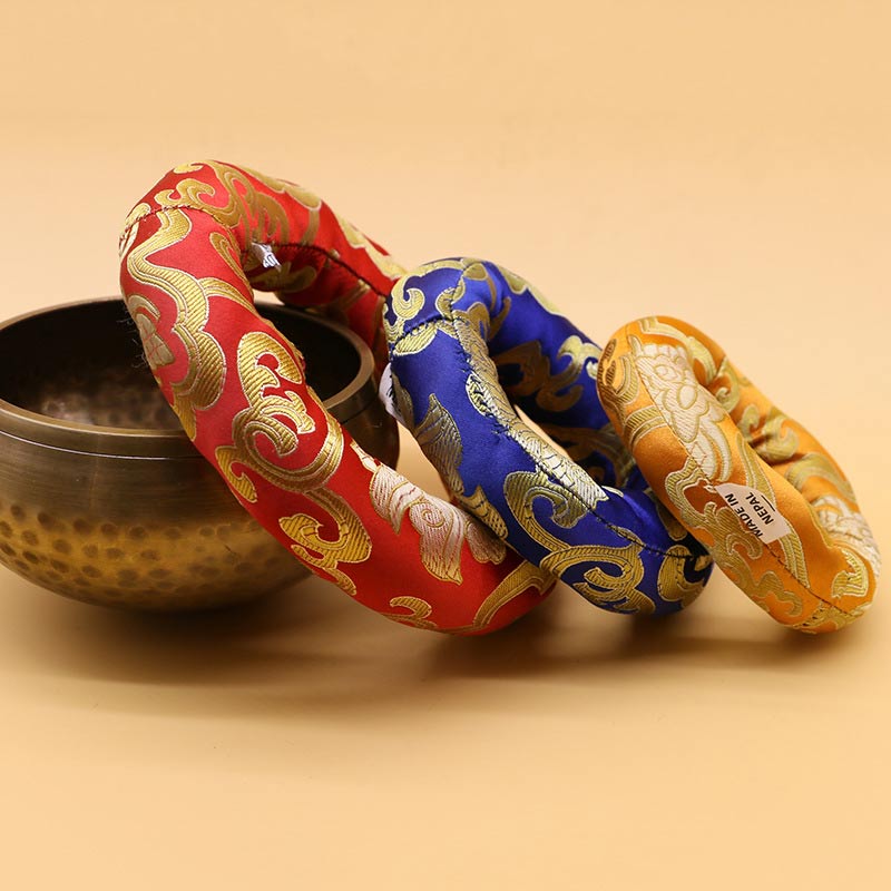 Coussin décoratif artisanal en forme de bol chantant tibétain en Buddha Stones - image 1
