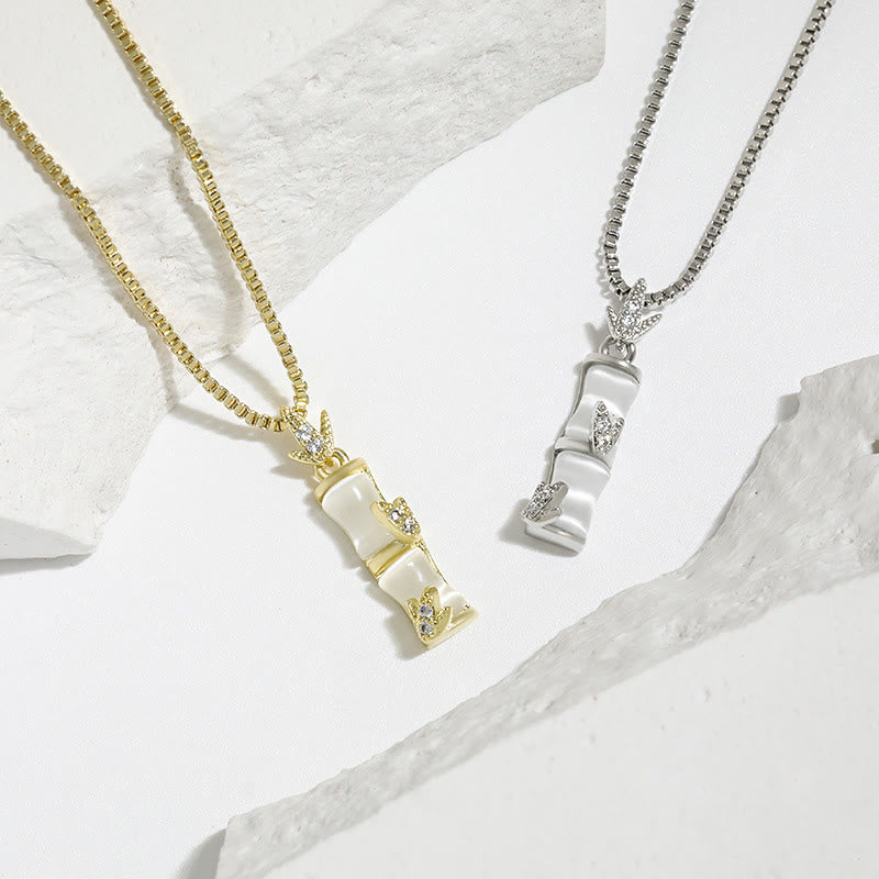 Collier pendentif harmonieux en calcédoine et bambou avec Buddha Stones