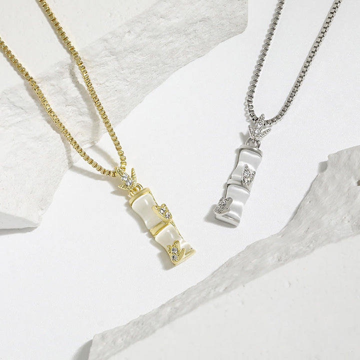 Collier pendentif harmonieux en calcédoine et bambou avec Buddha Stones