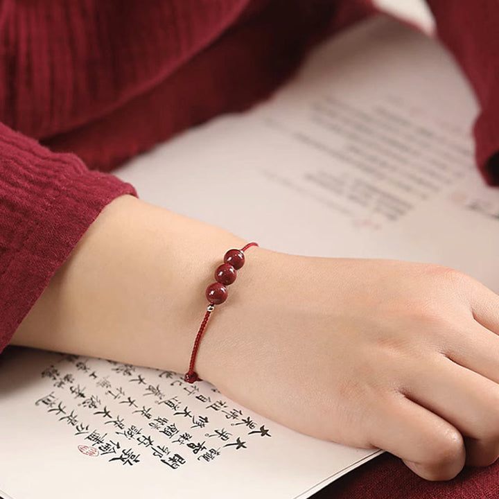 Bracelet de cheville en perles de cinabre porte-bonheur naturelles en Buddha Stones