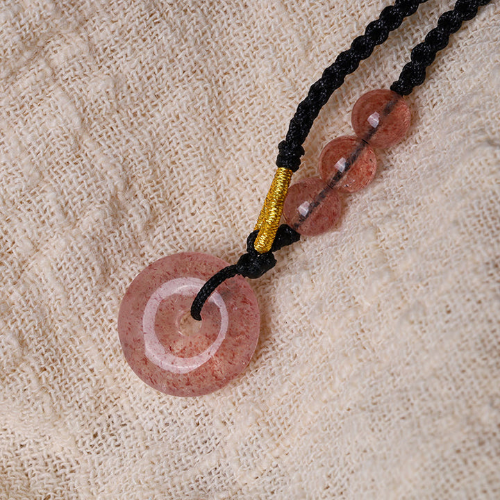 Collier pendentif de guérison avec boucle de paix en quartz fraise et calcédoine de Buddha Stones