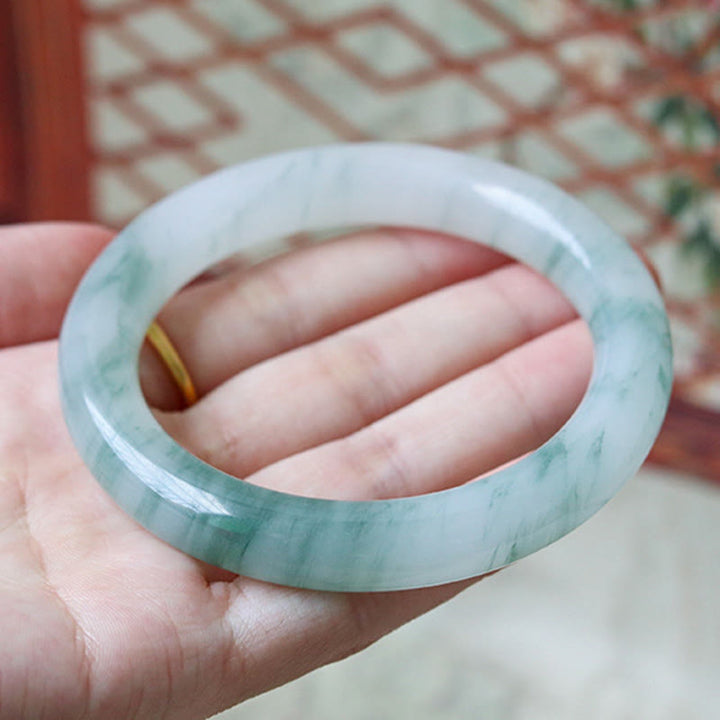 Bracelet jonc en jade naturel Buddha Stones pour la chance et la prospérité