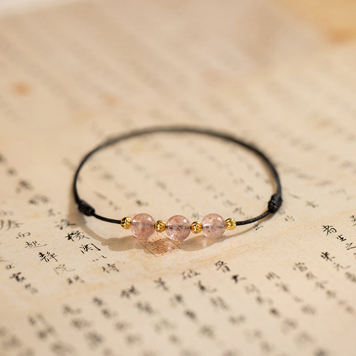 Bracelet de cheville en fil rouge avec perles en cristal de fraise et Buddha Stones