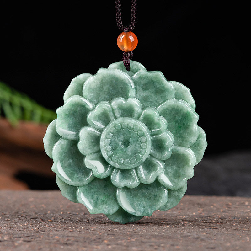 Collier pendentif en jade à motif de lotus Buddha Stones et porte-bonheur - Jade naturel (la couleur peut légèrement varier) - image 0