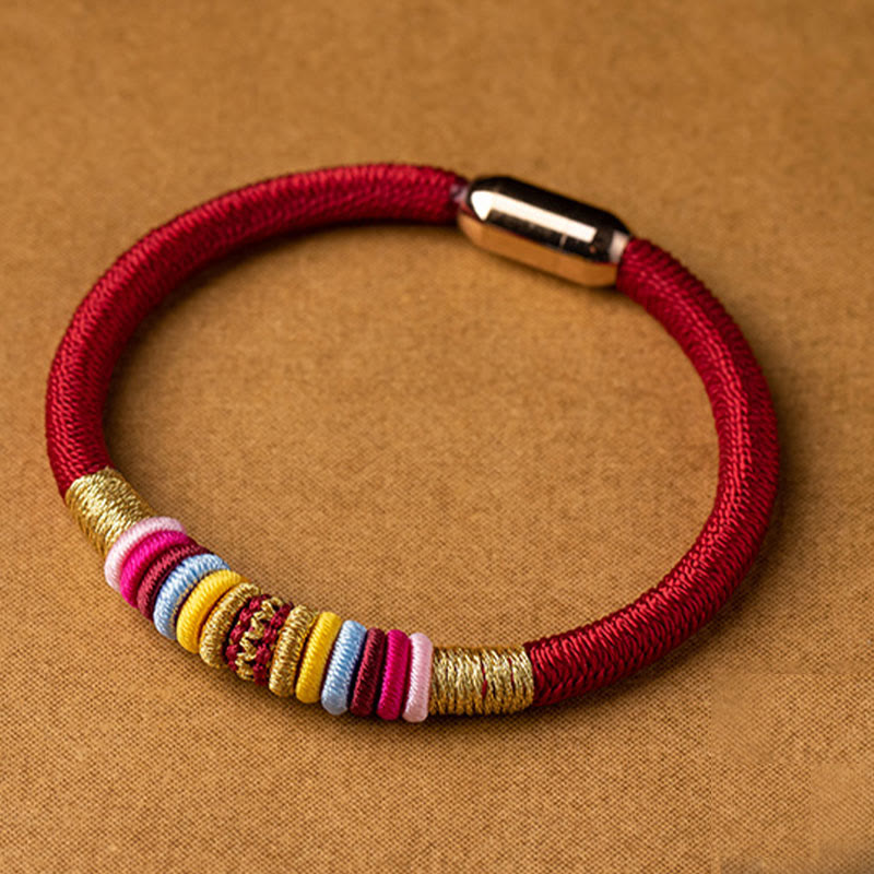 Bracelet tressé à boucle magnétique en Buddha Stones tibétaines fait à la main avec protection des nœuds King Kong