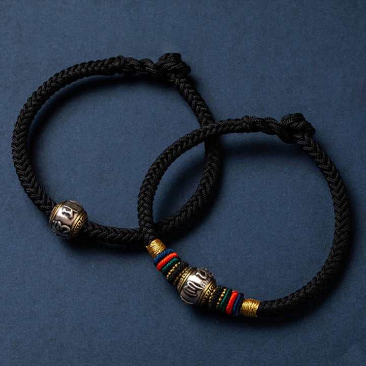 Bracelet tressé en argent sterling 925 fait à la main avec Buddha Stones Om Mani Padme Hum et nœud King Kong