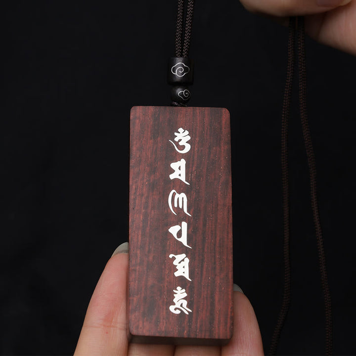 Collier pendentif de protection incrusté de Buddha Stones en argent sterling 999 avec petite feuille de bois de santal rouge et bois d'ébène Om Mani Padme Hum - image 6