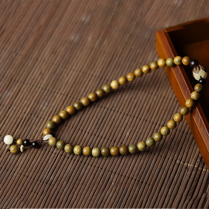 Bracelet double tour apaisant en bois de santal vert et graines de lotus Buddha Stones