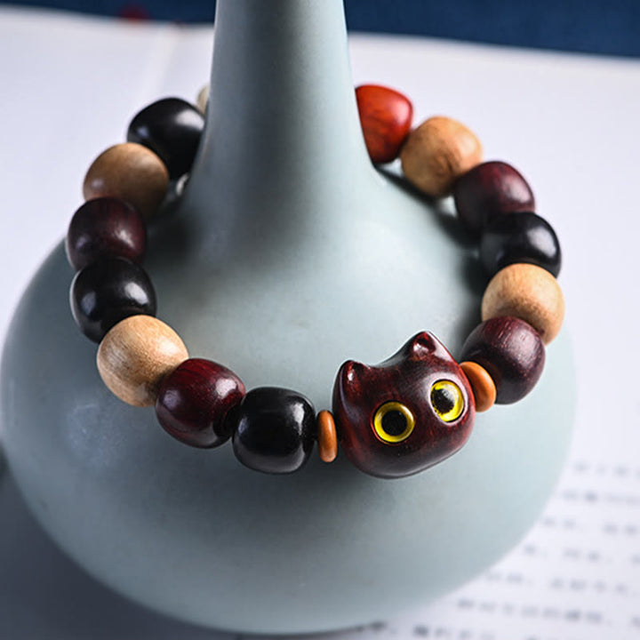 Bracelet de protection gravé en bois de santal rouge et ébène avec petites feuilles de Buddha Stones et chat mignon - image 13