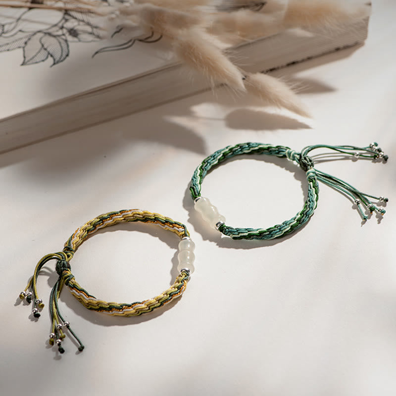 Bracelet en fil de jade blanc et bambou avec nœud de réincarnation, richesse, chance et force