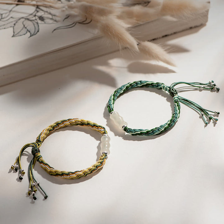 Bracelet en fil de jade blanc et bambou avec nœud de réincarnation, richesse, chance et force