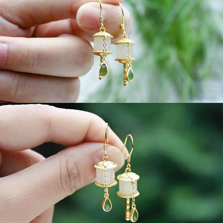 Boucles d'oreilles pendantes en argent sterling 925 et jade avec roue de prière et porte-bonheur Buddha Stones
