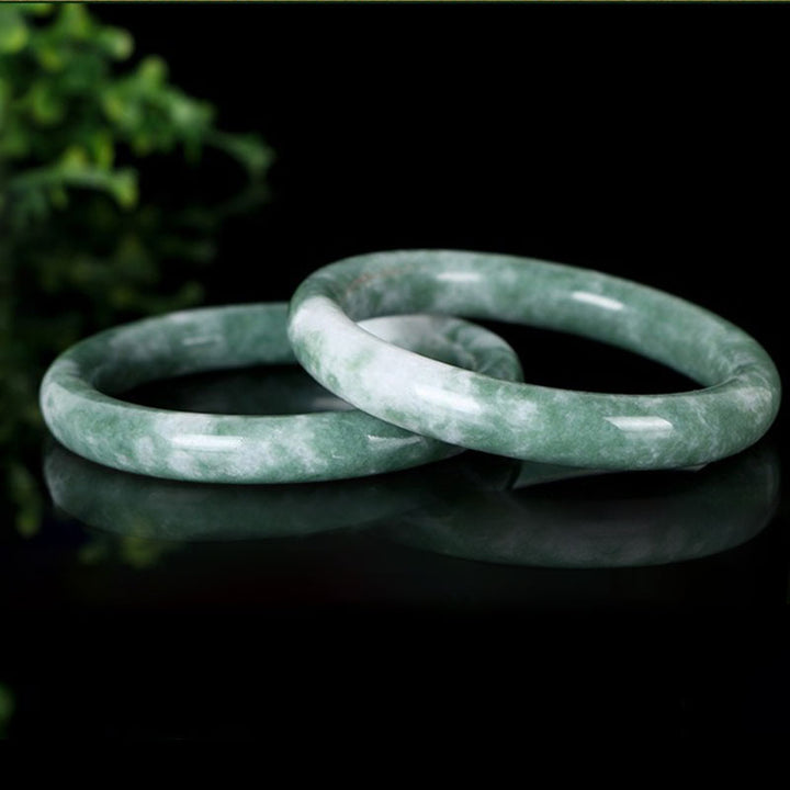 Bracelet jonc en jade naturel Buddha Stones pour la chance et l'abondance