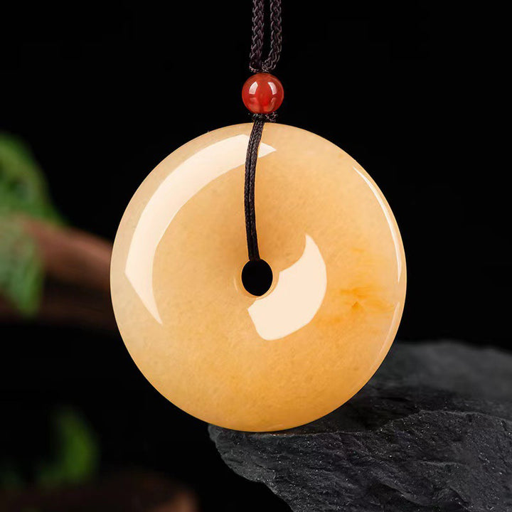 Collier pendentif Buddha Stones rond en soie dorée Jade Peace Buckle Wealth