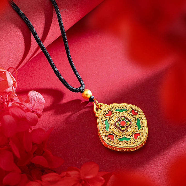 Collier pendentif en cuivre avec Buddha Stones et fleur d'amour et cœur