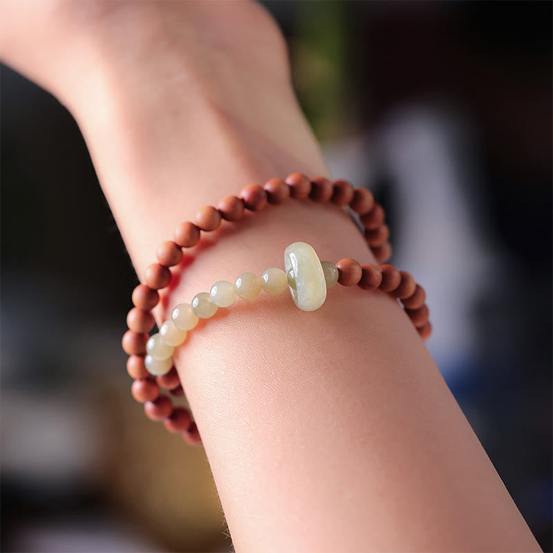 Bracelet double tour de protection en jade Hetian et bois de santal avec Buddha Stones