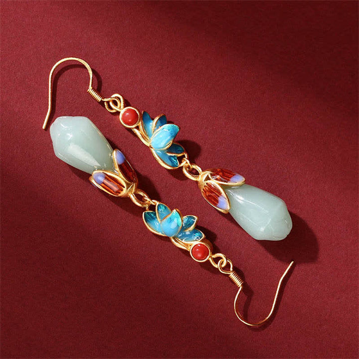 Boucles d'oreilles pendantes en jade à motif de fleur de magnolia pour la chance et la prospérité