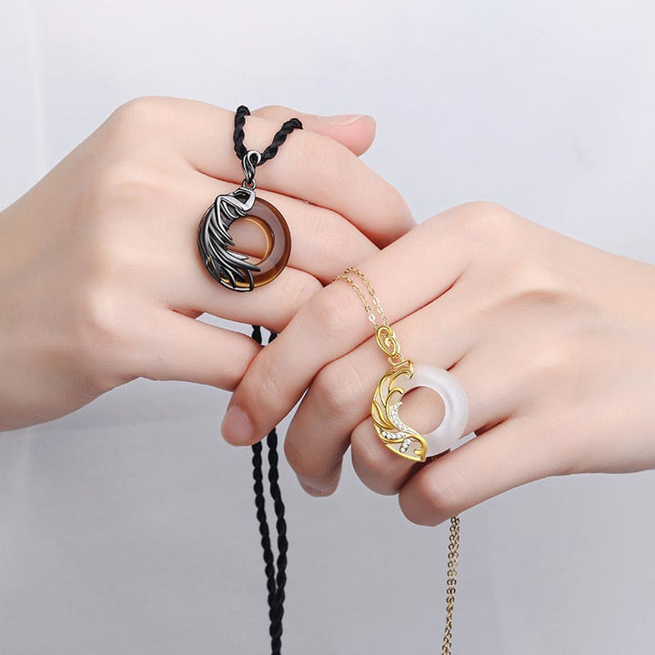 Collier pendentif rond de méditation en obsidienne et calcédoine avec Buddha Stones