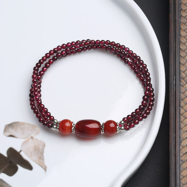 Bracelet triple couche de protection en grenat naturel et agate rouge de Buddha Stones