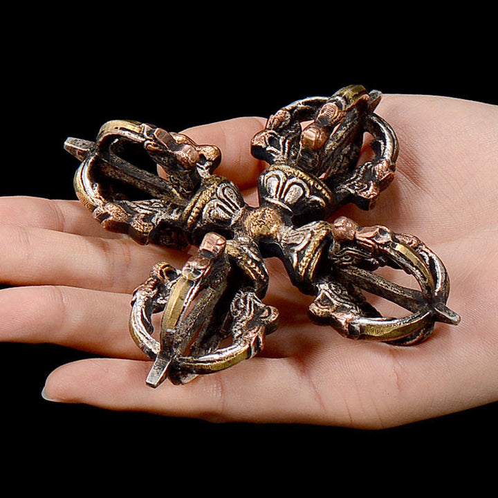 Vajra tibétain fait à la main à 5 griffes double Dorje en cuivre et fer