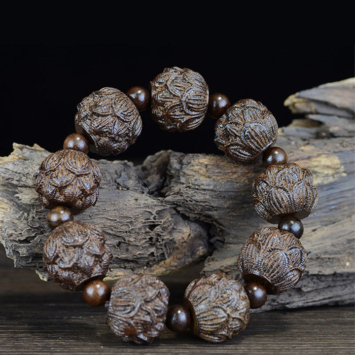 Bracelet d'équilibre gravé en bois d'ébène avec Buddha Stones et dragon de lotus des dix-huit arhats