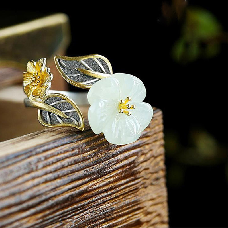 Buddha Stones bonheur en cuivre plaqué argent 925 avec jade blanc et fleur de prunier