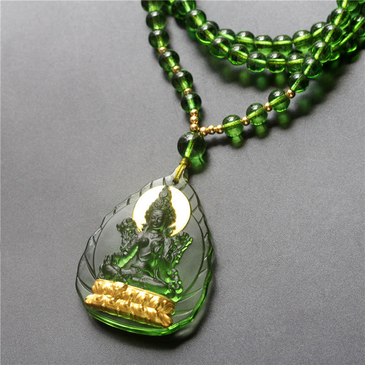 Collier avec pendentif en cristal Liuli plaqué or et Buddha Stones de Bouddha tibétain vert Tara