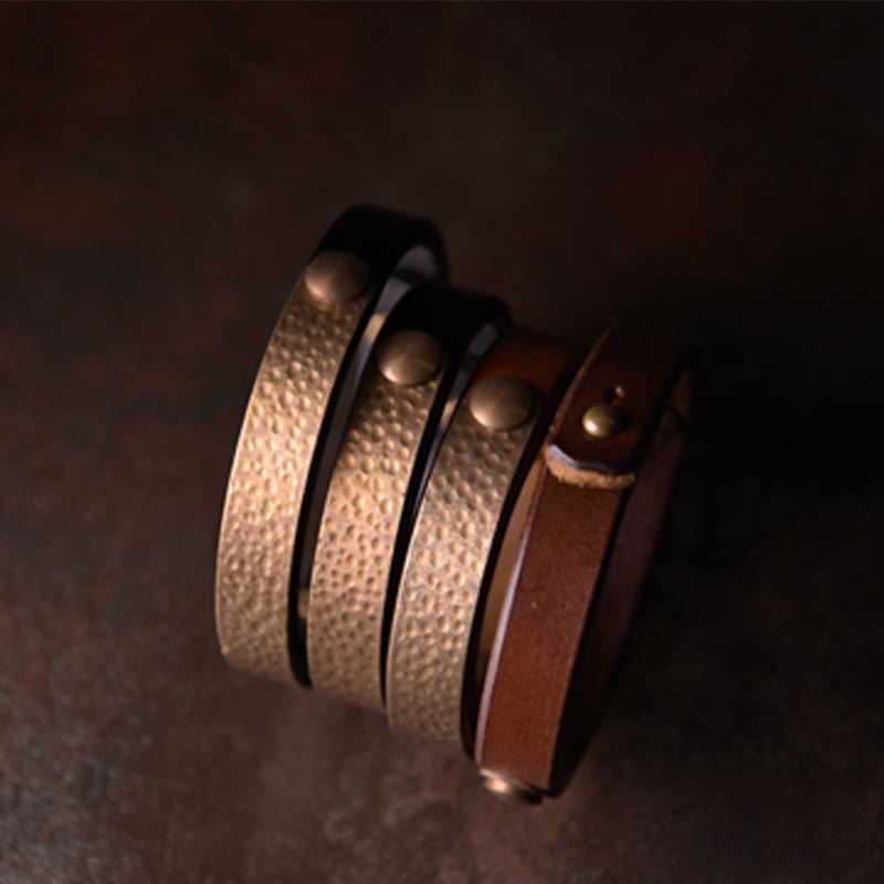 Bracelet de richesse en cuir et cuivre avec Buddha Stones vintage fait à la main