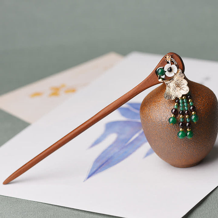 Épingle à cheveux de protection en feuille de ginkgo en agate verte et bois de santal rouge