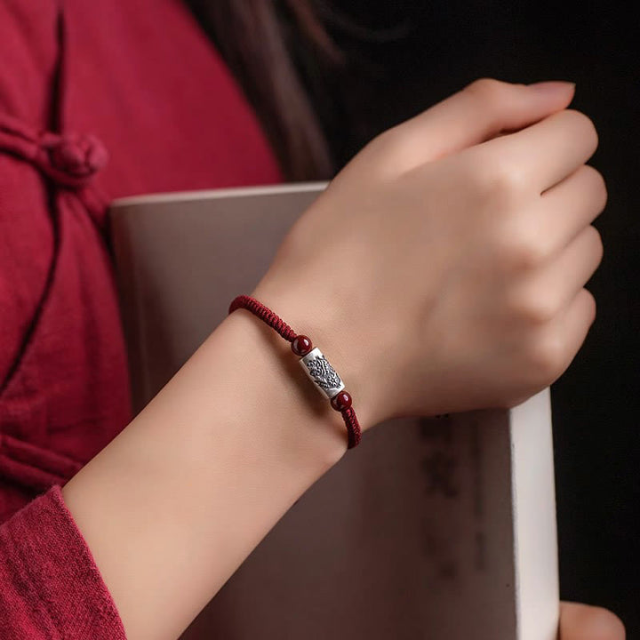 Bracelet en argent Buddha Stones 925 avec 12 signes du zodiaque chinois et cinabre