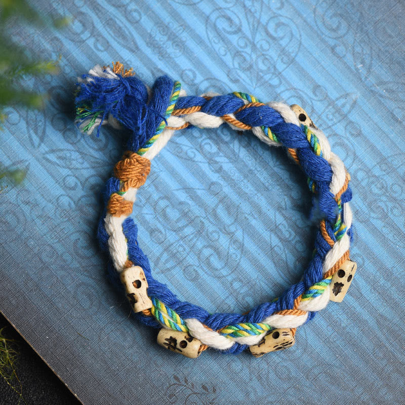 Bracelet porte-bonheur fait main en perles gravées de Buddha Stones Zakiram, déesse tibétaine de la richesse