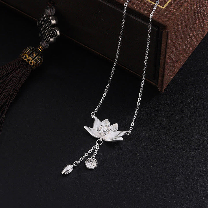 Collier pendentif en argent sterling 999 sculpté en forme de gousse de fleur de lotus avec Buddha Stones