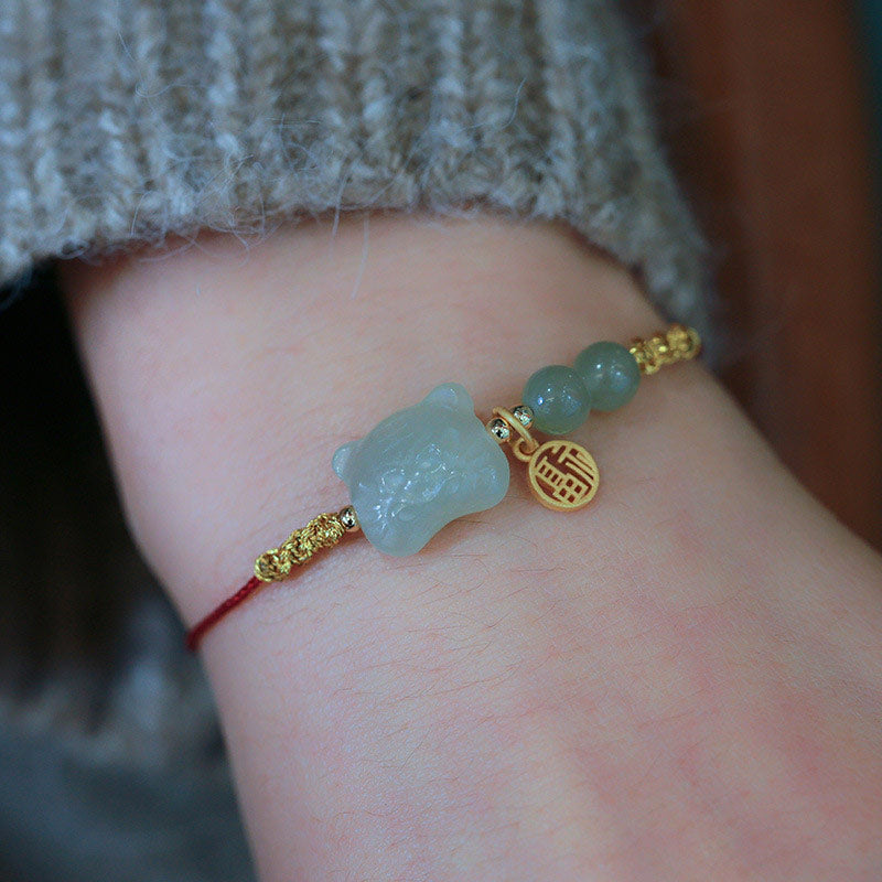Bracelet en fil rouge de prospérité en jade et Buddha Stones, signe du zodiaque chinois
