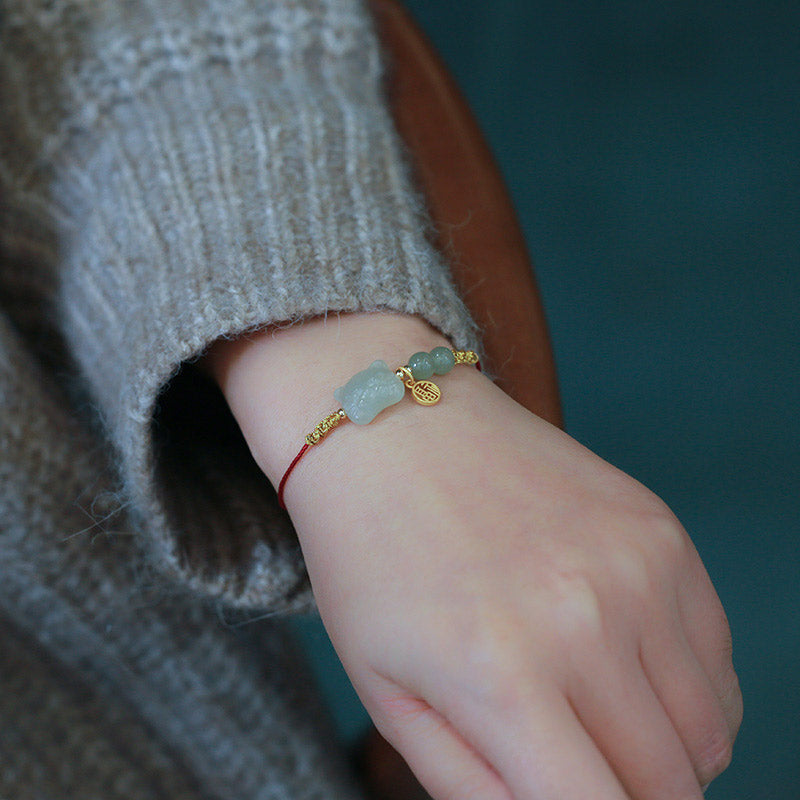 Bracelet en fil rouge de prospérité en jade et Buddha Stones, signe du zodiaque chinois